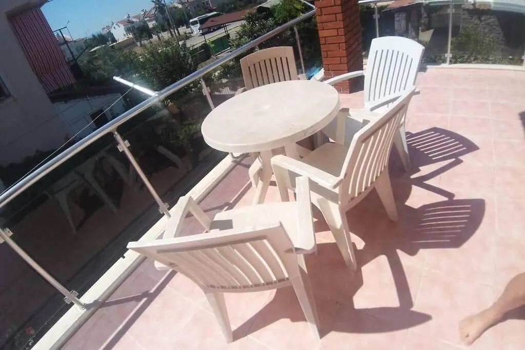 Baris Manco Bulvari Villa Türkei